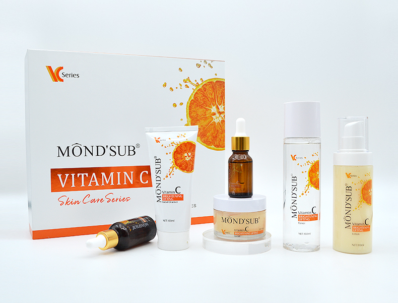 老VC美白套盒海報(bào)_11